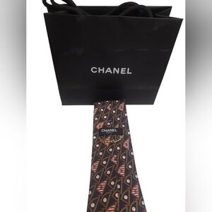 CHANEL Elegant Silk Sail & Sun Tie